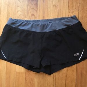 Les Mills Black Patterned Athletic Shorts, L